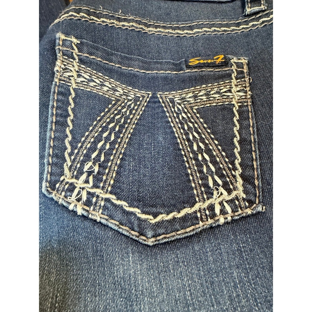 Women's seven 7 jeans.  Slimming straight size 8.  Heaving white stitching.
